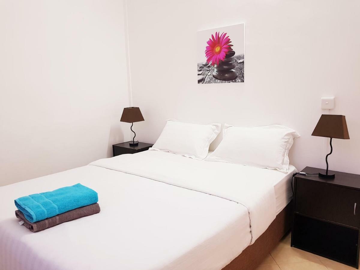La Perla Holiday Apartments Pereybere Beach Екстериор снимка